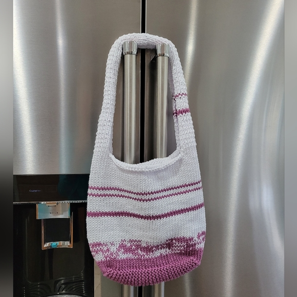 Hand-knitted cotton bag - Picture 1 of 5